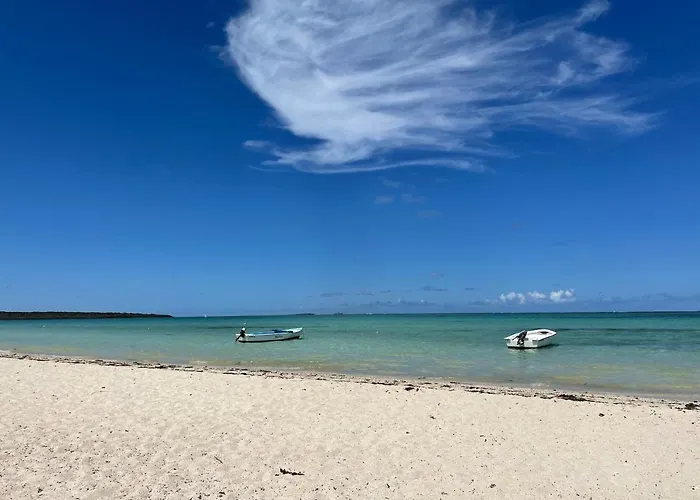 Hôtels à Pointe d'Esny