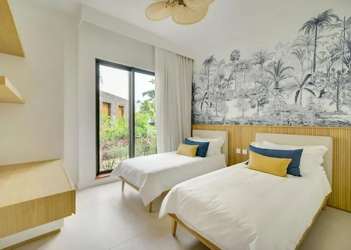 Boutique Exclusive Beachfront Apartment Belle Mare