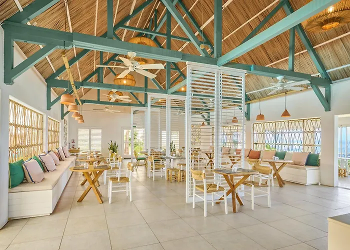 Hôtels à côté de Plage de Belle Mare