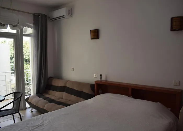 Ocean Drive Studio - Opposite The Beach Grand Baie