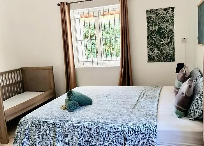 Beachfront Villa In A Beautiful And Secured Complex Flic en Flac