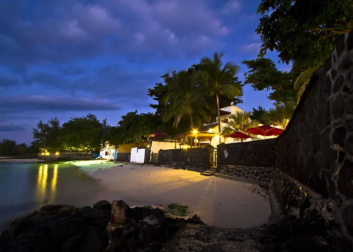 Le Beachclub Pereybere Beach