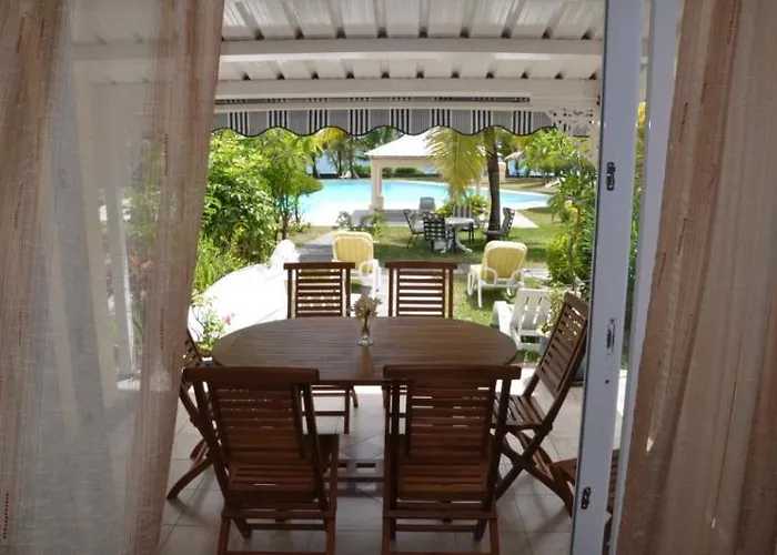 Villas Right On The Beach Belle Mare