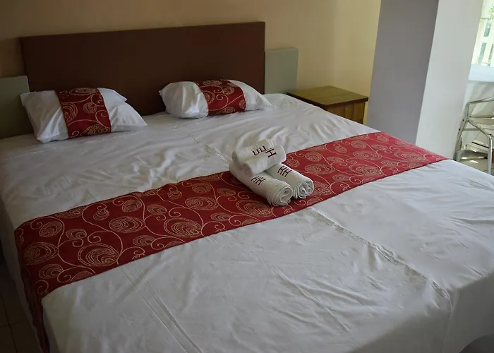 Hypertek Hotel Grand Baie